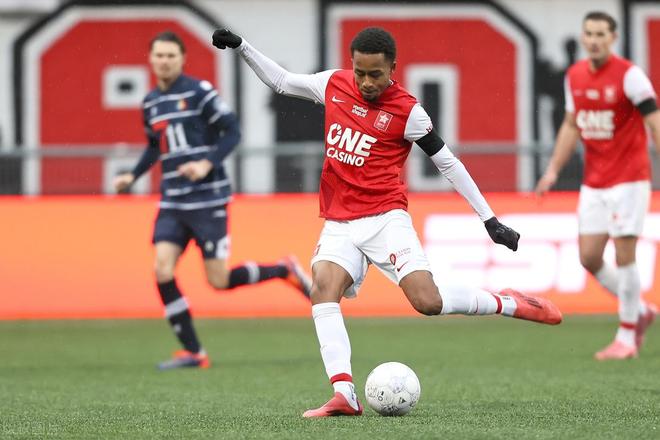 引发了球迷 引发了球迷