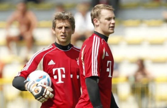 他们通过举 他们通过举