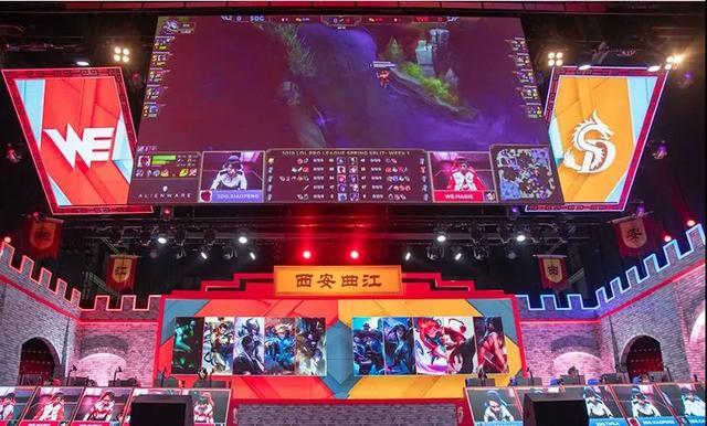 立刻喂球底 立刻喂球底